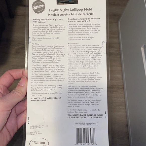 🍁5 for $25🍁

Halloween Lollipop Mold - Picture 3 of 4